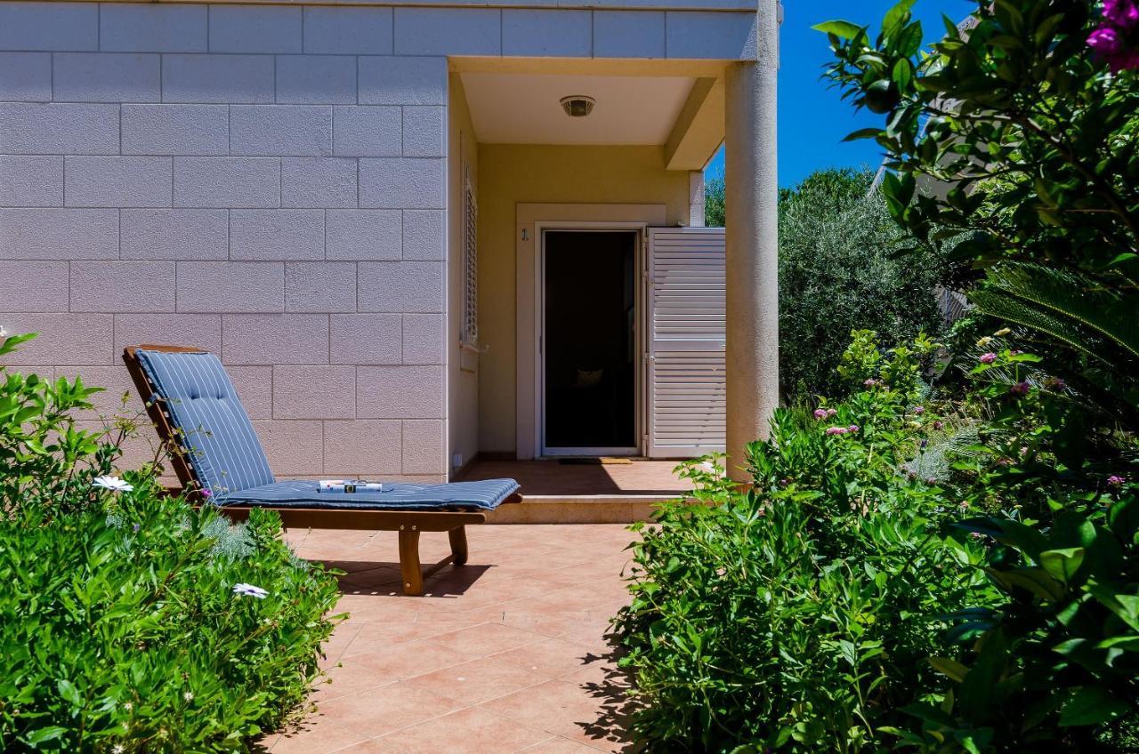 Private Garden Apartment Dubrovnik Exteriör bild
